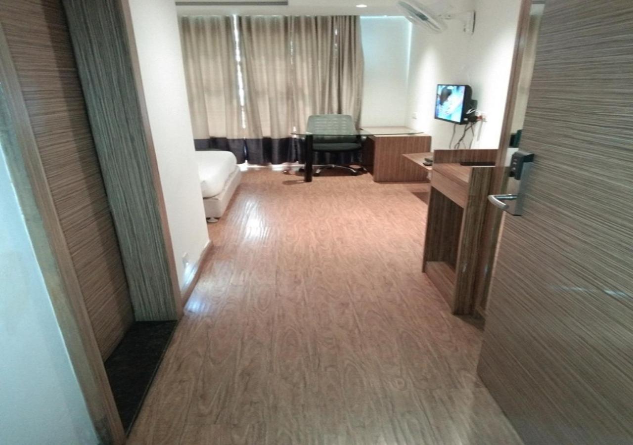 Hotel Amora - Rajnandgaon Raj Nandgaon Zewnętrze zdjęcie