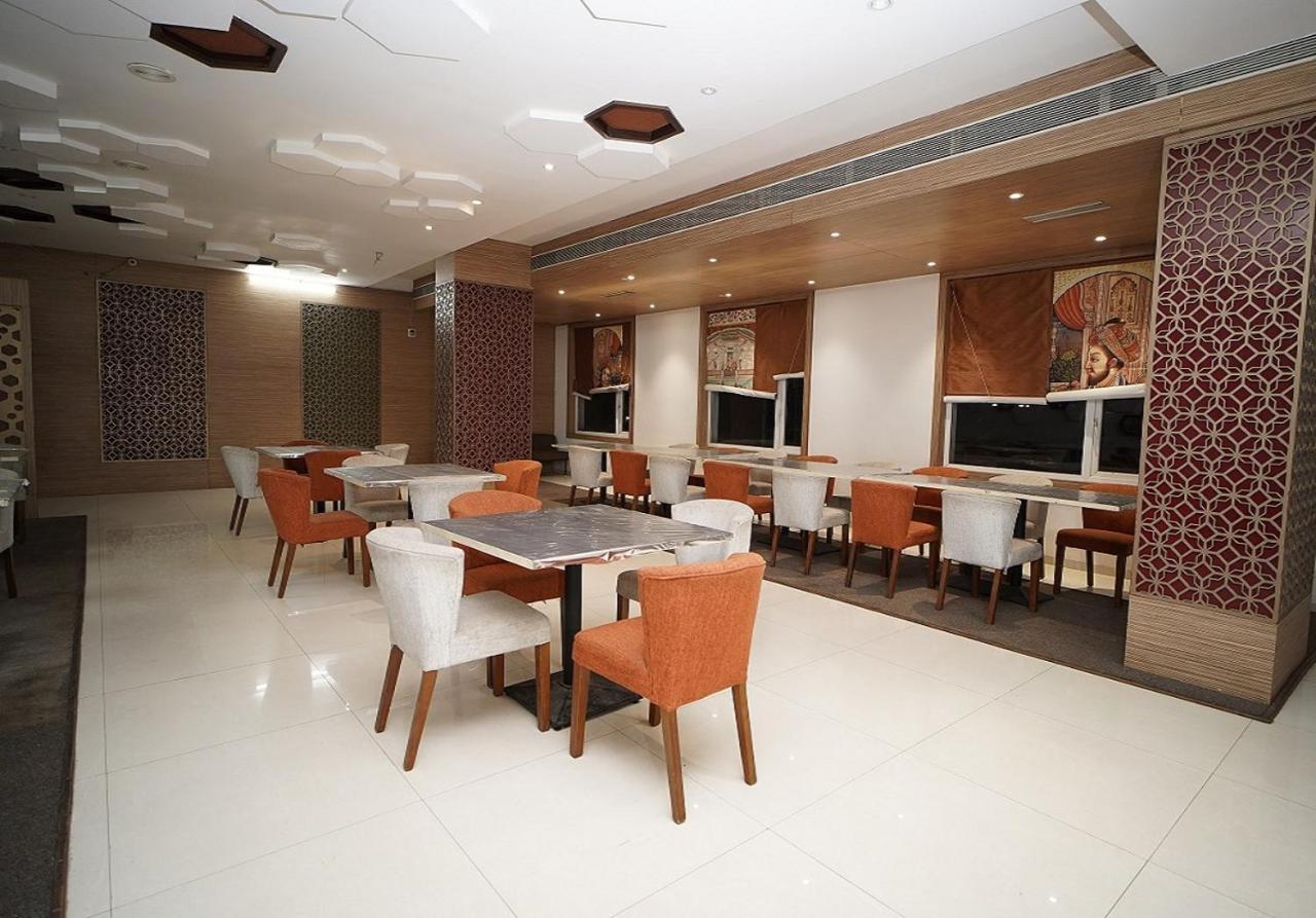 Hotel Amora - Rajnandgaon Raj Nandgaon Zewnętrze zdjęcie